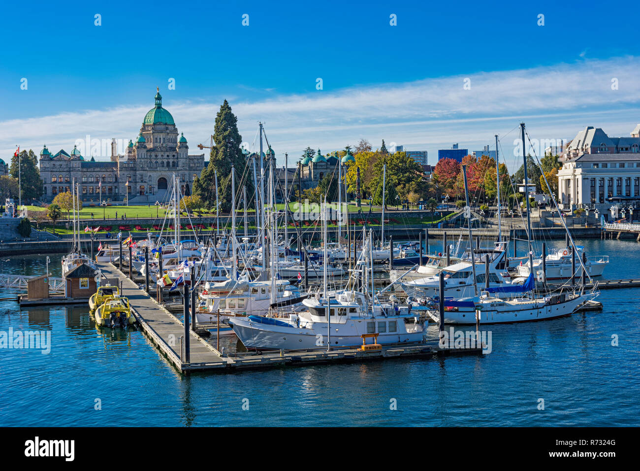 Victoria Hafen mit der British Columbia Parlament Gebäude im Hintergrund Victoria British Columbia Kanada Stockfoto