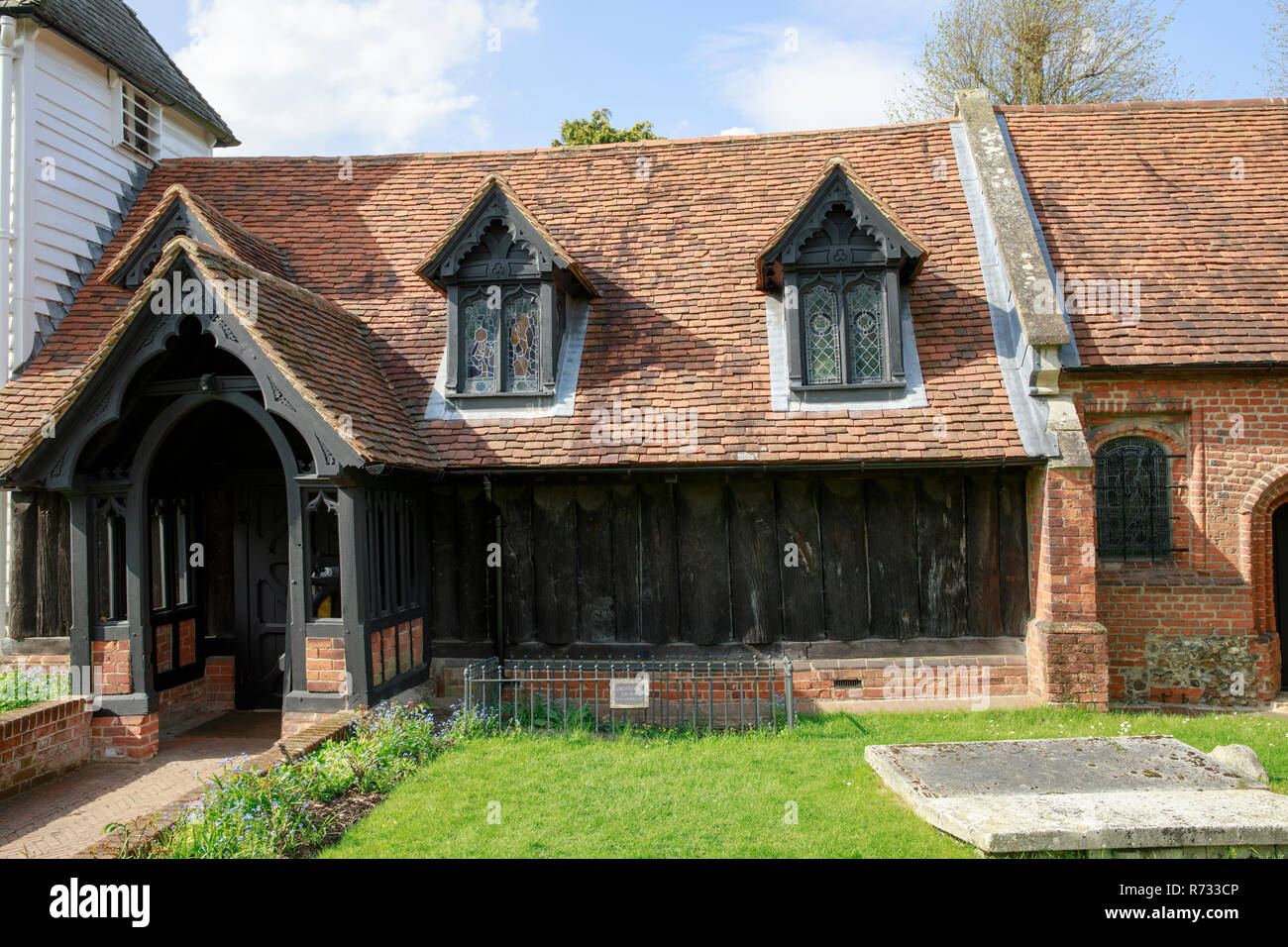 Greensted Kirche, geglaubt, der weltweit älteste Holz-, Kirche zu sein, in dem kleinen Dorf Greensted befindet, in der Nähe von Chipping Ongar, Essex, England. Stockfoto