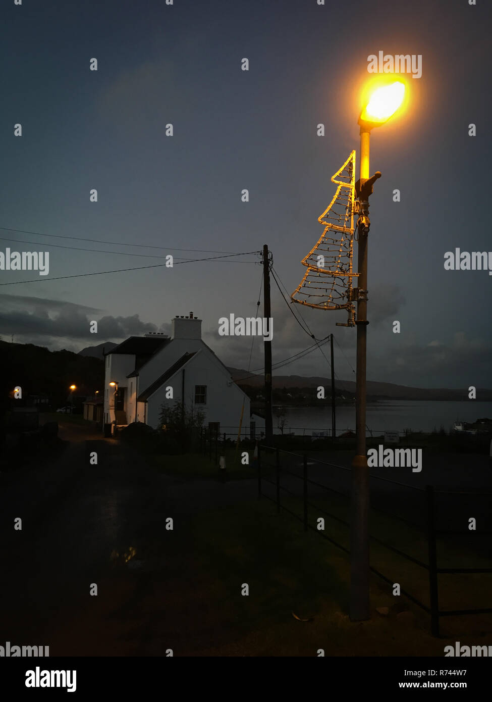 Weihnachtsschmuck im Jura, Schottland, Großbritannien. Stockfoto