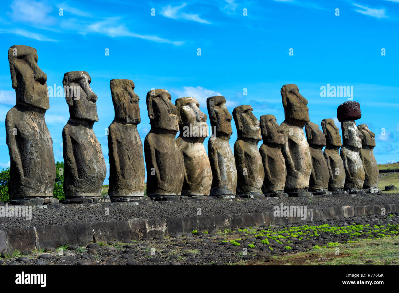 Moais am Ahu Tongariki, Rapa Nui Nationalpark, UNESCO-Weltkulturerbe, Easter Island, Chile Stockfoto