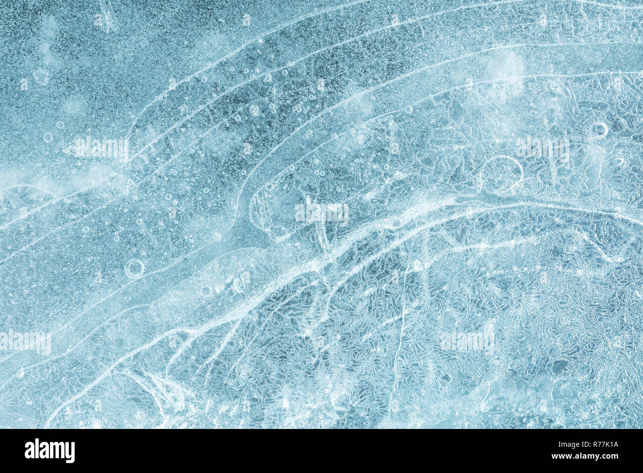 Eis Textur natürlichen Hintergrund. Gefrorener Fluss Wasser während der Wintersaison. Makro anzeigen Stockfoto