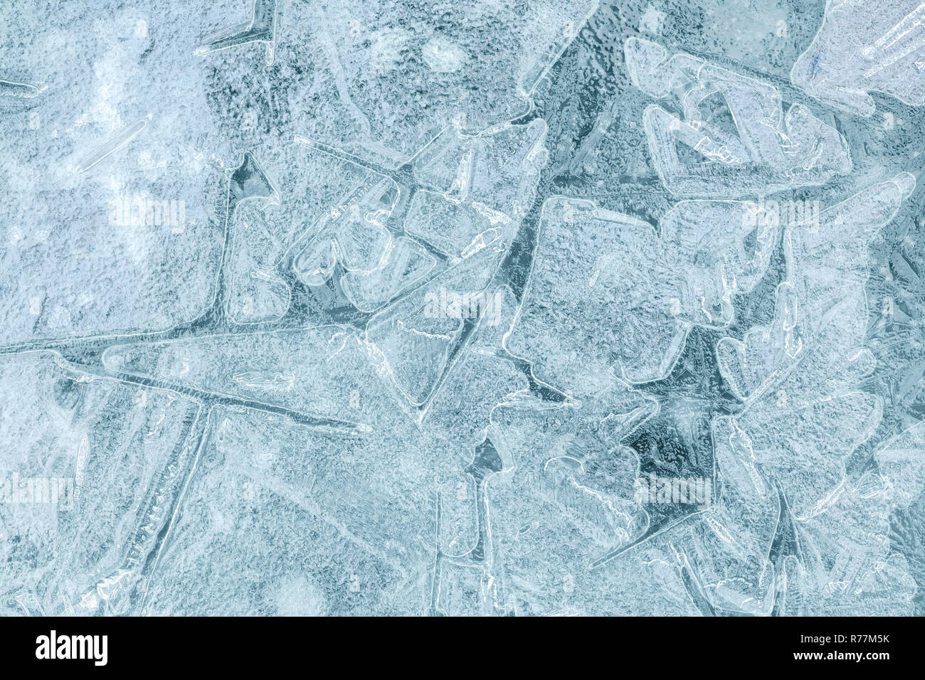 Winter arctic strukturierten Hintergrund. Schmelzendes Eis und Schnee auf zugefrorenen Fluss Stockfoto
