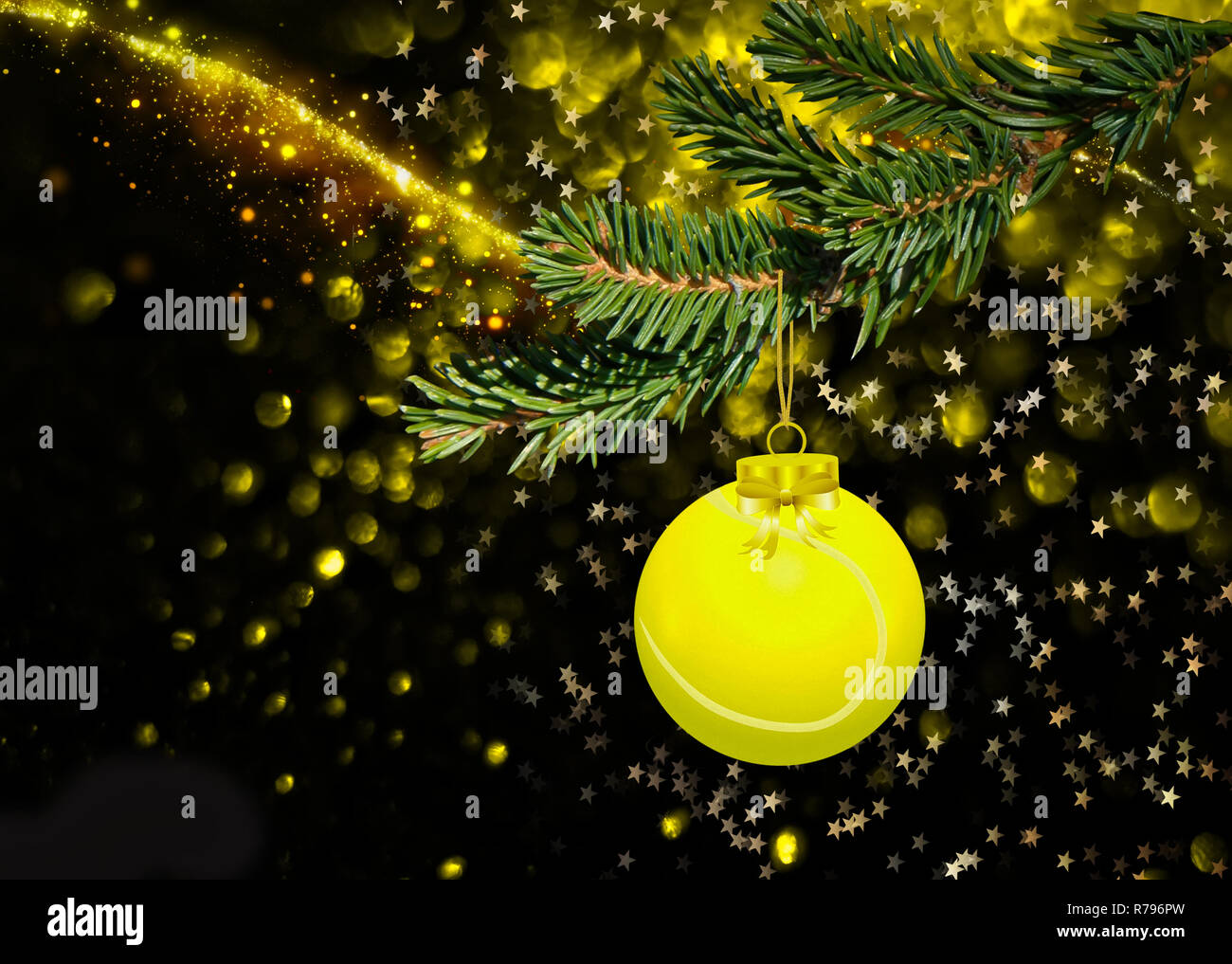 Tennis christmas ball hängen an der Tanne Zweig, Sport steeling Karte Stockfoto