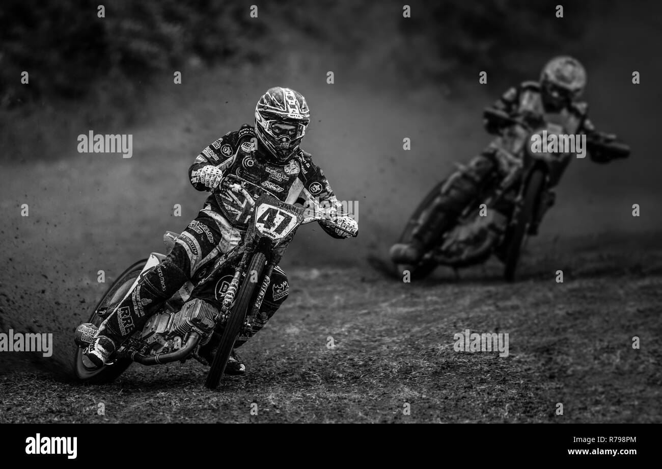 Motorradfahrer konkurrieren auf Gras track Motorrad Racing bei Gawsworth, Cheshire Stockfoto