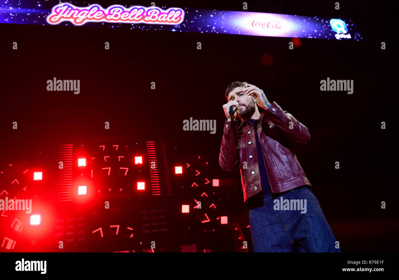 Liam Payne auf der Bühne während der Tag einer der Hauptstadt Jingle Bell Ball mit Coca-Cola in der Londoner O2 Arena. PRESS ASSOCIATION Foto. Nacht der Fall sah Leistungen von Liam Payne, Rita Ora, Ellie Goulding und David Guetta. Bild Datum: Samstag, Dezember 8, 2018. Siehe PA Geschichte showbiz Jingle Bell. Foto: Ian West/PA-Kabel auf der Bühne während der Tag einer der Hauptstadt Jingle Bell Ball mit Coca-Cola in der Londoner O2 Arena. PRESS ASSOCIATION Foto. Nacht der Fall sah Leistungen von Liam Payne, Rita Ora, Ellie Goulding und David Guetta. Bild Datum: Samstag, 8. Dezember 2018 Stockfoto