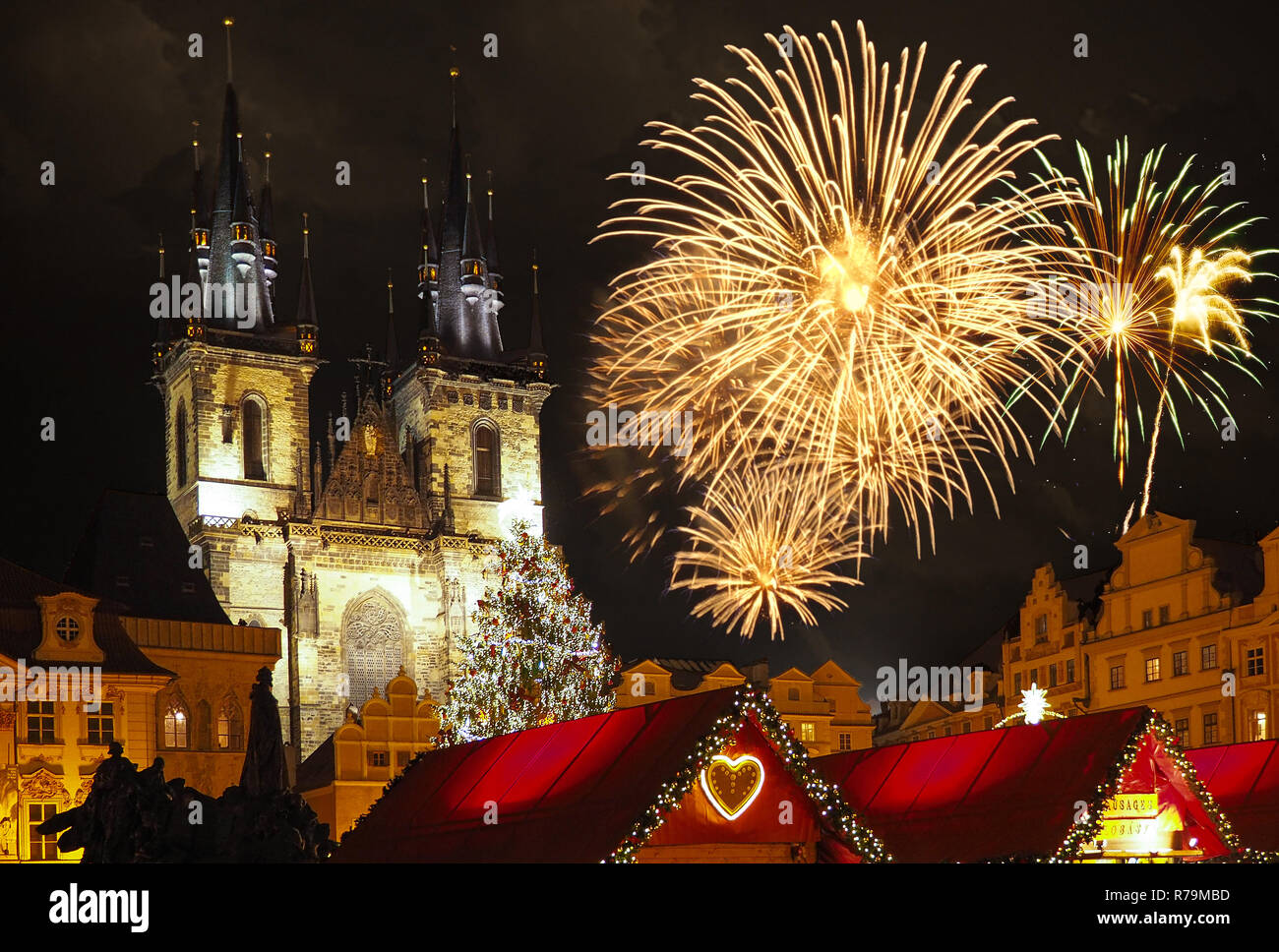 Prag Silvester Feuerwerk Stockfoto
