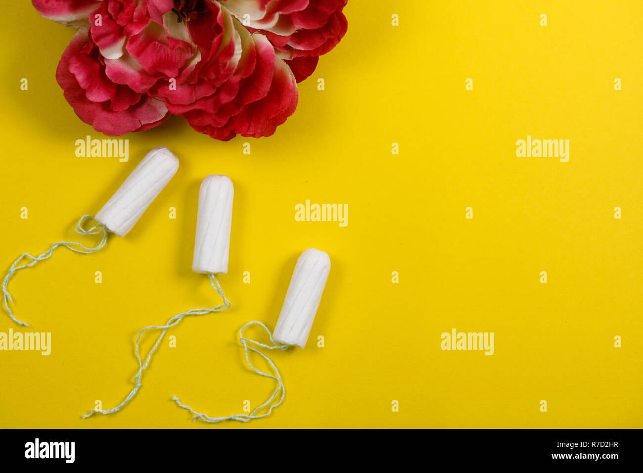 Baumwolle Tampon. Frauen Komfort, Hygiene und Schutz. Stockfoto