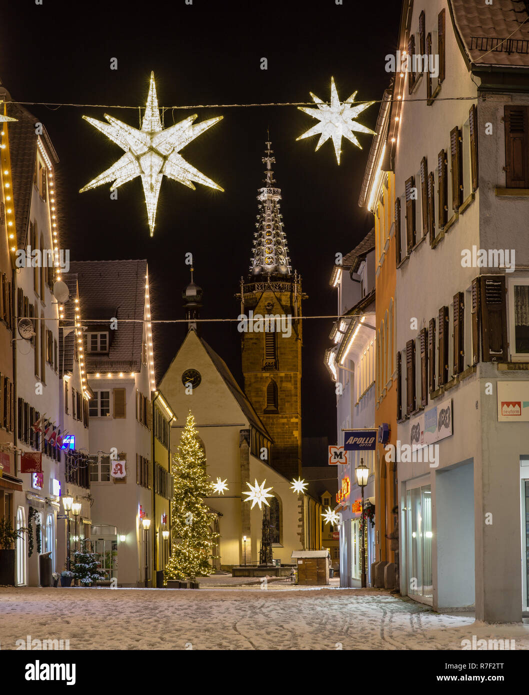 Weihnachtsbeleuchtung in der Stadt Stockfotografie - Alamy