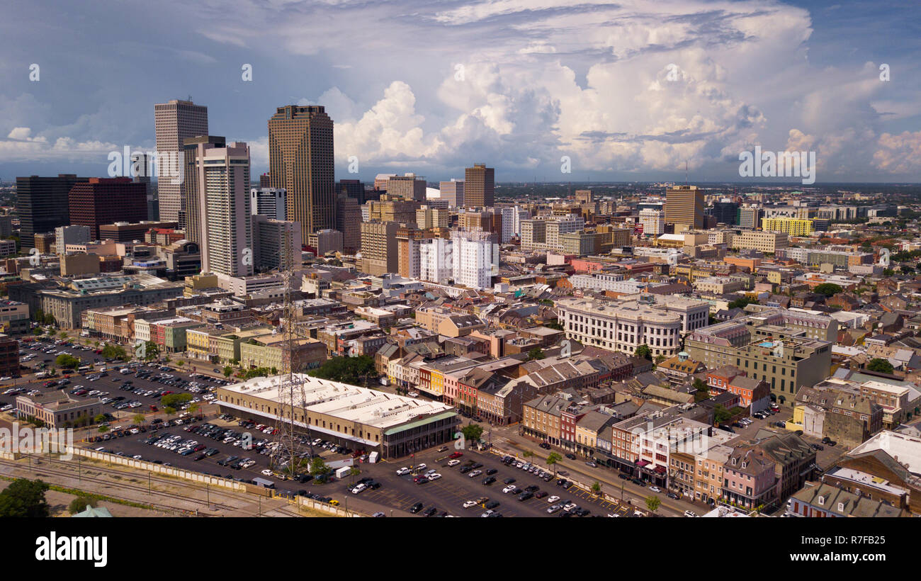 Es ist eine saubere frische Luftbild der Innenstadt von Urban City Center Core von New Orleans, Louisiana Stockfoto