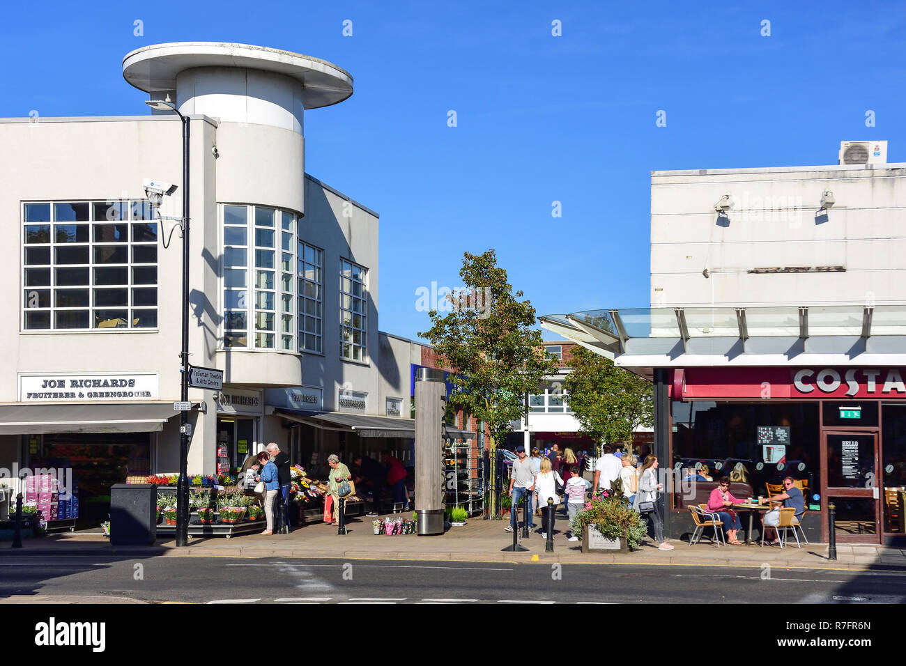 Eingang zu Talisman Square, Kenilworth, Warwickshire, England, Vereinigtes Königreich Stockfoto