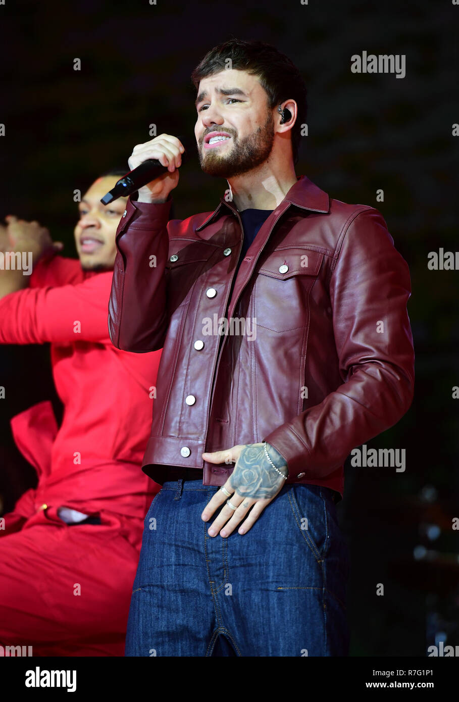 Liam Payne auf der Bühne während der Tag einer der Hauptstadt Jingle Bell Ball mit Coca-Cola in der Londoner O2 Arena. PRESS ASSOCIATION Foto. Nacht der Fall sah Leistungen von Liam Payne, Rita Ora, Ellie Goulding und David Guetta. Bild Datum: Samstag, Dezember 8, 2018. Siehe PA Geschichte showbiz Jingle Bell. Foto: Ian West/PA-Kabel Stockfoto