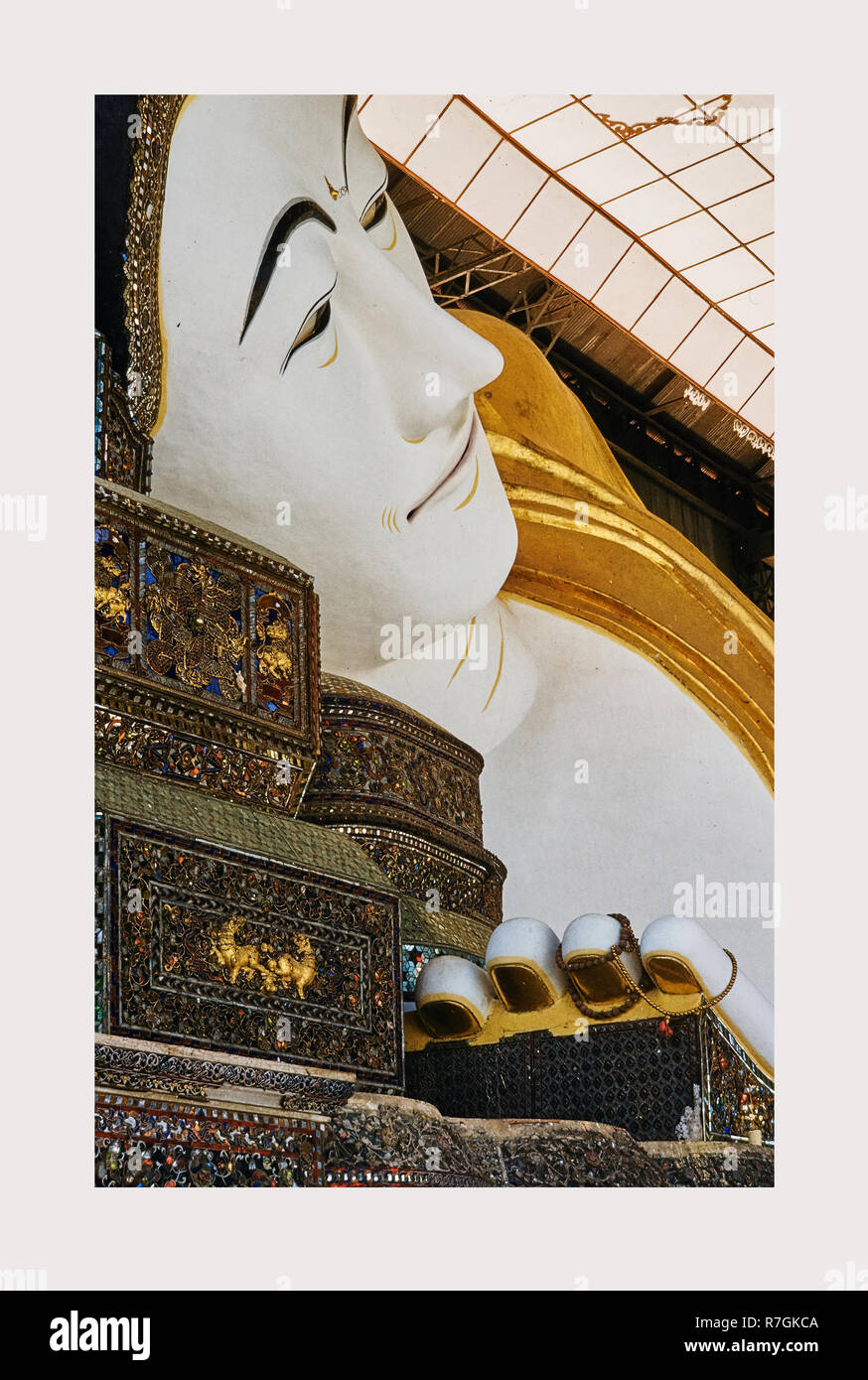 Myanmar, Birma, Pegu, Colossol Buddhas, 1966 oder früher, verlorenen Städte Asiens, Architektur, Südostasien. Stockfoto