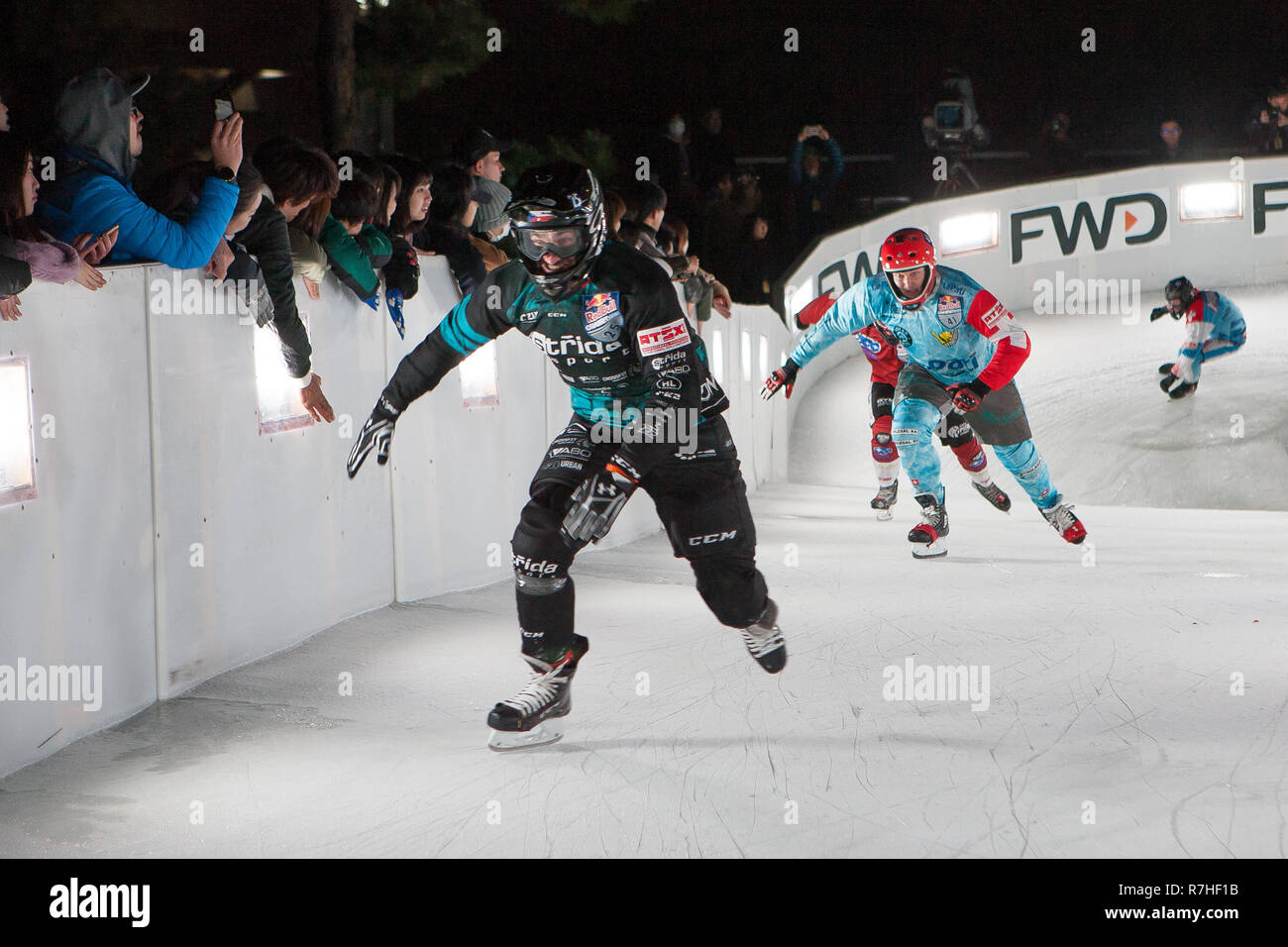 2018/12/08 Yokohama, zum ersten Mal Red Bull Crashed Ice Yokohama 2018 hatte sein Debüt in Japan. (Fotos von Michael Steinebach/LBA) Stockfoto