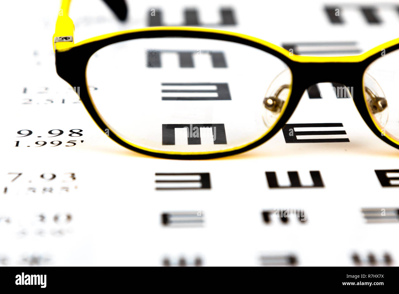 Brille auf Vision Test-chart Stockfoto