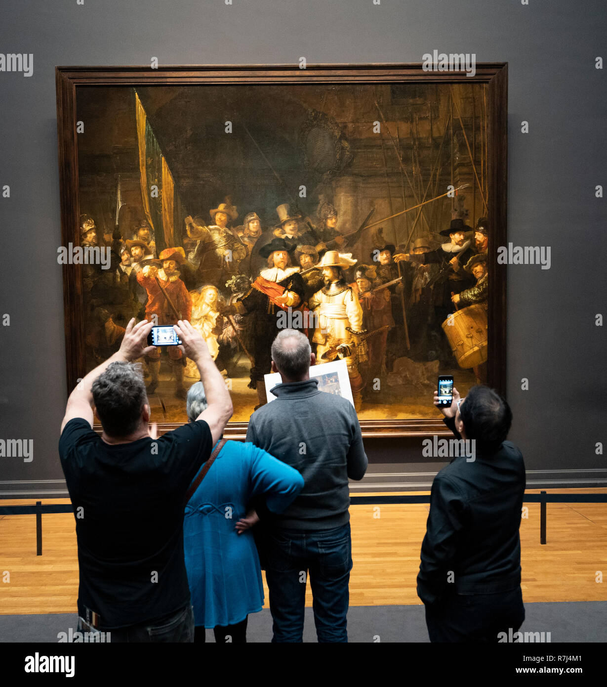 Die Nachtwache Gemälde von Rembrandt van Rijn im Rijksmuseum in Amsterdam, Niederlande Stockfoto