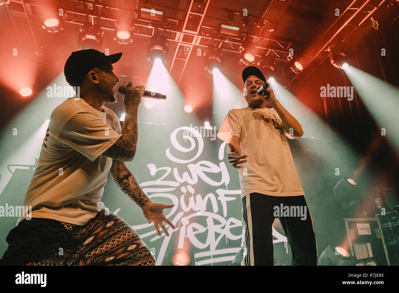 Schweiz, Bern - Dezember 8, 2018. Die deutschen Rap duo 257 ers führt ein Live Konzert im Bierhübeli in Bern. (Foto: Gonzales Foto - Tilman Jentzsch). Stockfoto