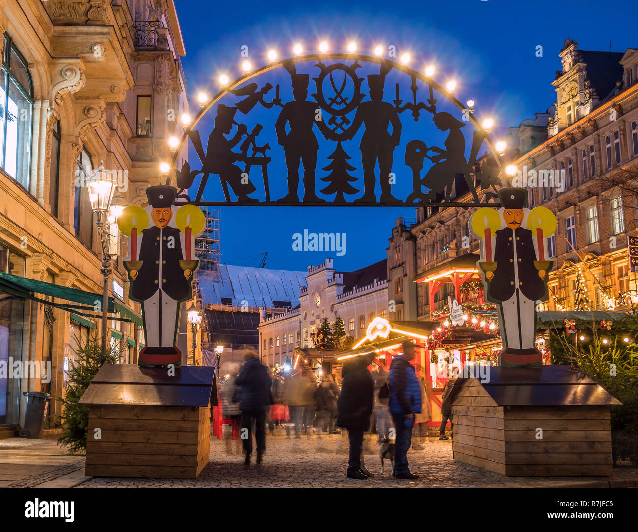 Licht bogen auf das Erzgebirge Weihnachtsmarkt Stockfoto