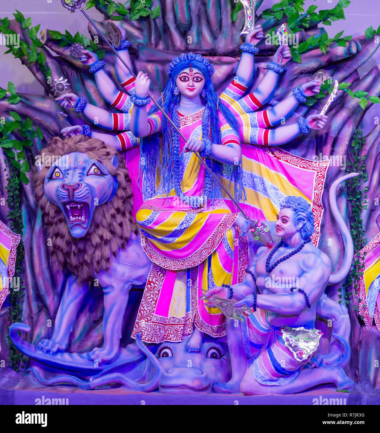 C-Tasche, sanskritik Parishad, Sarita Vihar, New Delhi DT-15 Oct 2018. Eine Ansicht von Durga Puja Pandal Idiol an Stockfoto