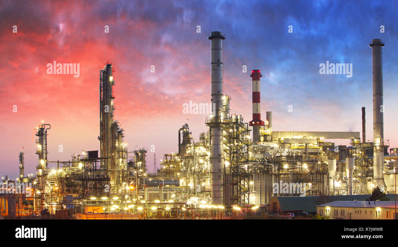 Ölraffinerie, petrochemische Anlagen Stockfoto