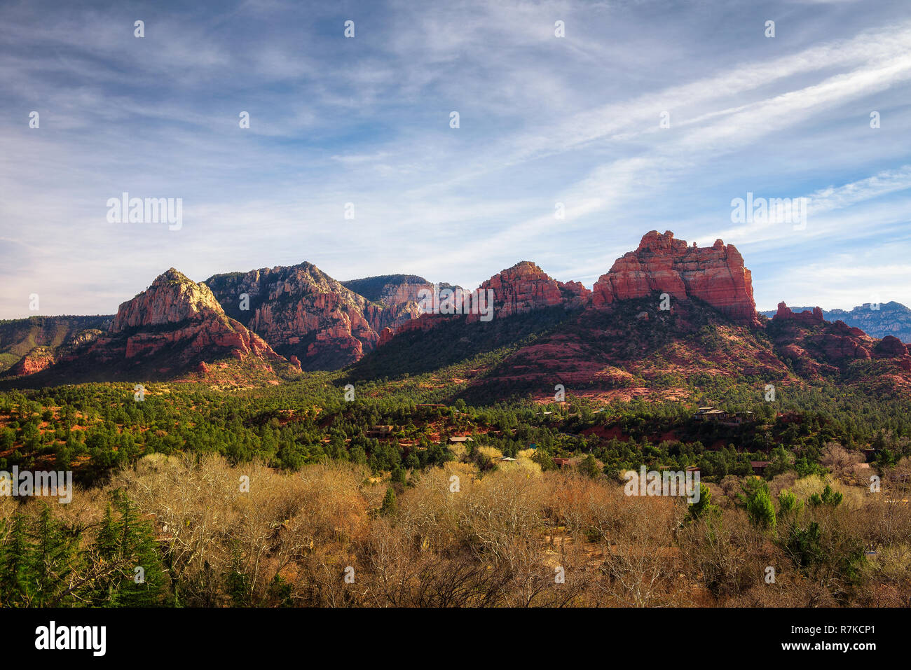 Red Rock Berge rund um Sedona Stockfoto