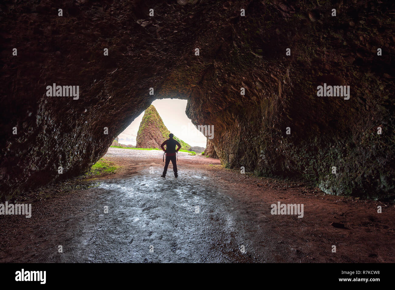 Cushendun Höhle in Nordirland Stockfoto