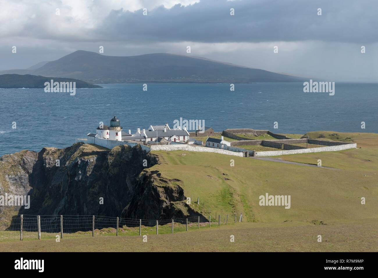 Republik von Irland, County Mayo, Clare Island, Ballytoughey, Clew Bay, Clare Island Lighthouse Hotel Stockfoto