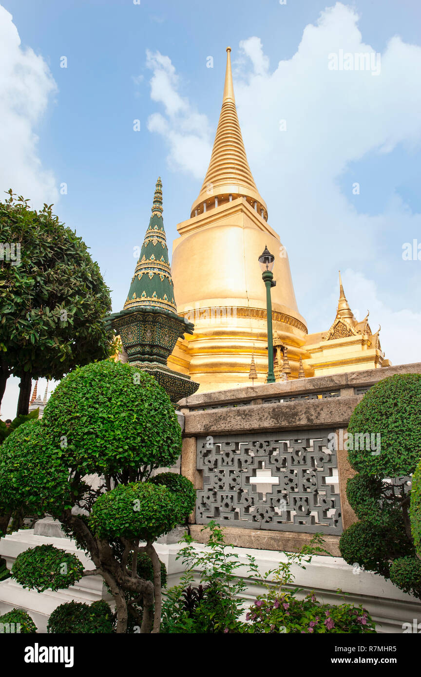 Phra Siratana Chedi, Wat Phra Kaeo Komplex, Grand Palace, Bangkok, Thailand Stockfoto