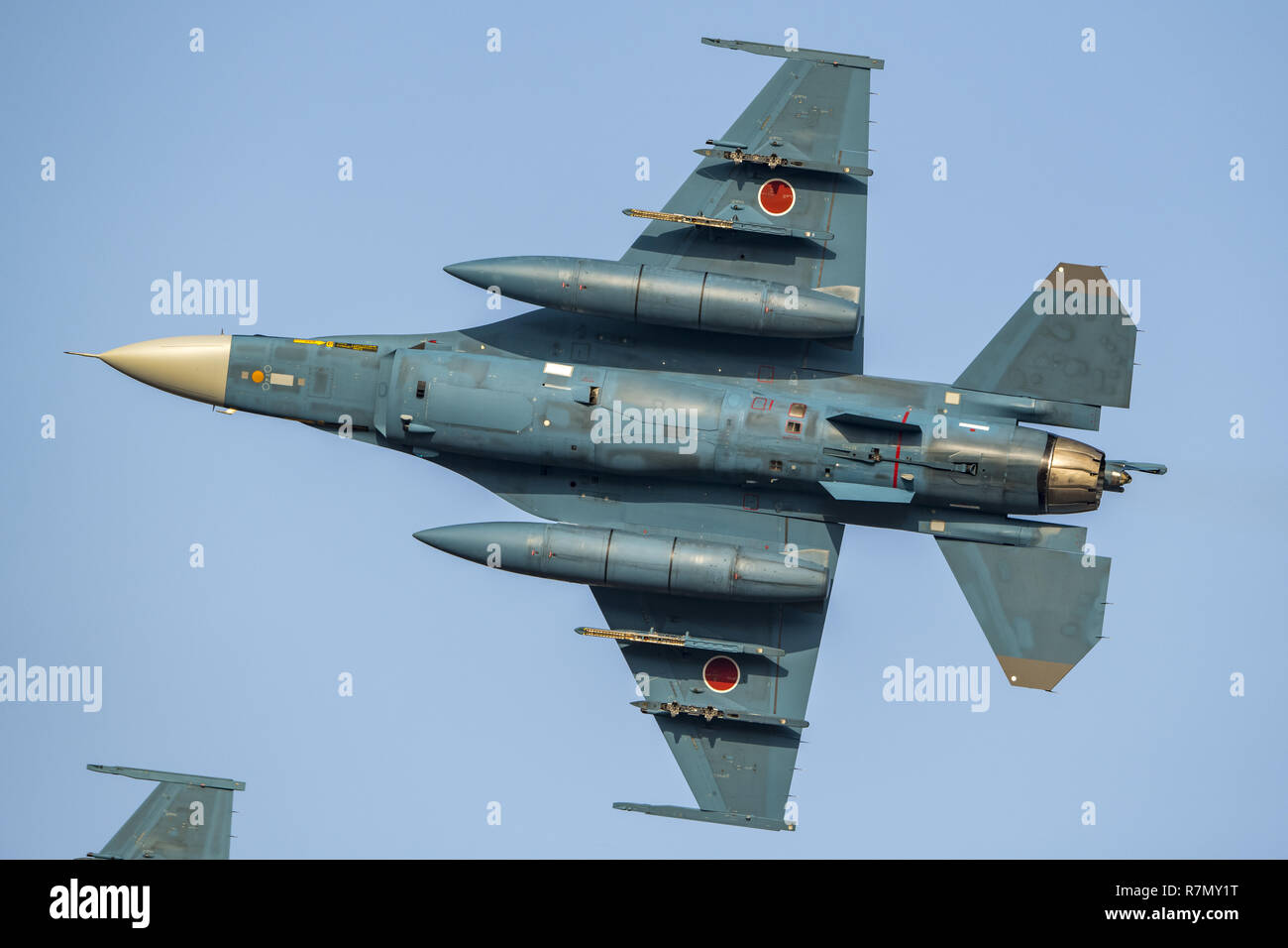 China. 06 Dez, 2018. F-2 ein Kämpfer an der Tsuiki Air Base während der jährlichen Airshow in Japan gesehen werden können. Credit: SIPA Asien/Pacific Press/Alamy leben Nachrichten Stockfoto