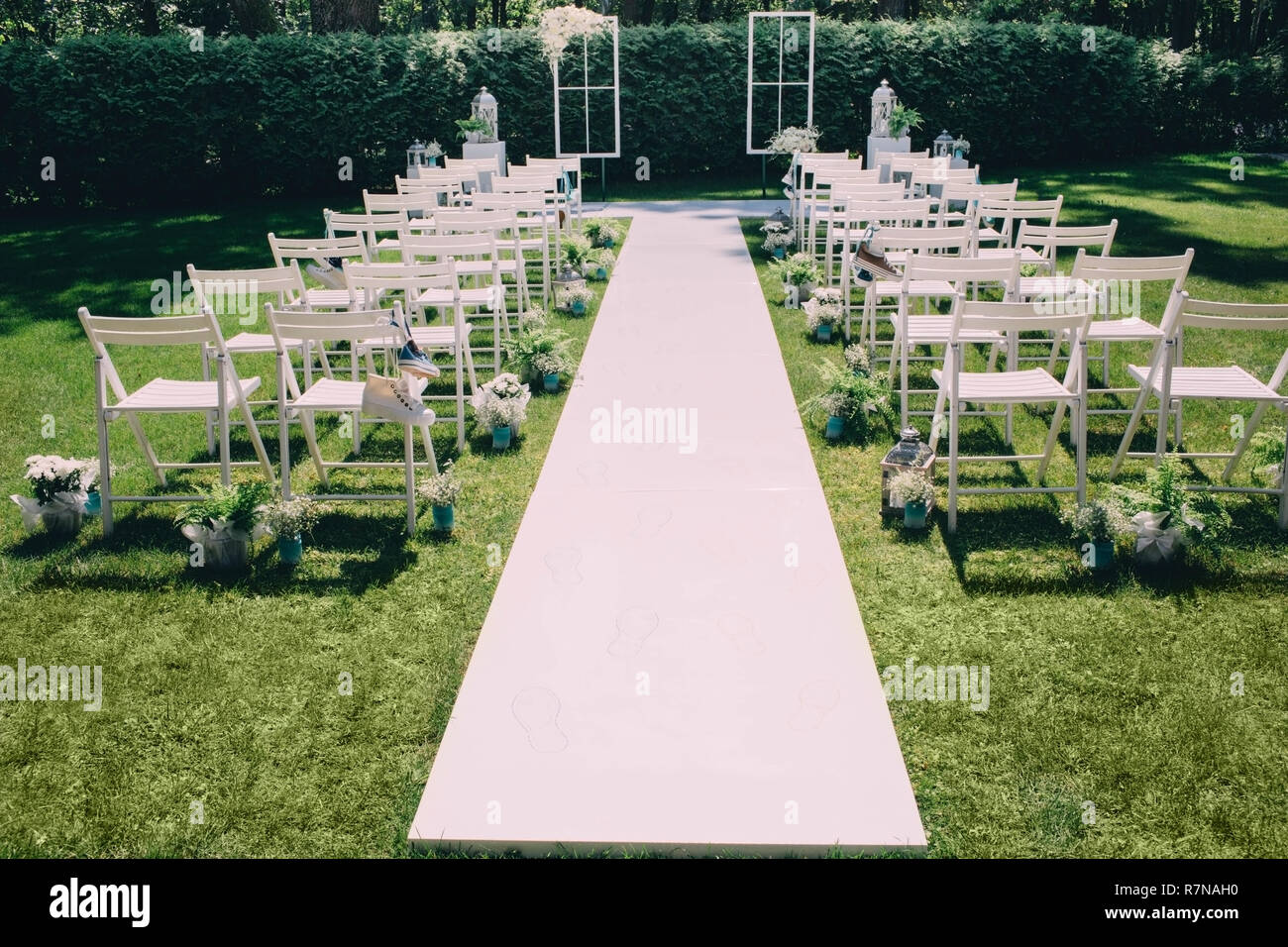 Schöne Hochzeit Veranstaltung im Garten eine mit Hochzeit Dekor Stockfoto