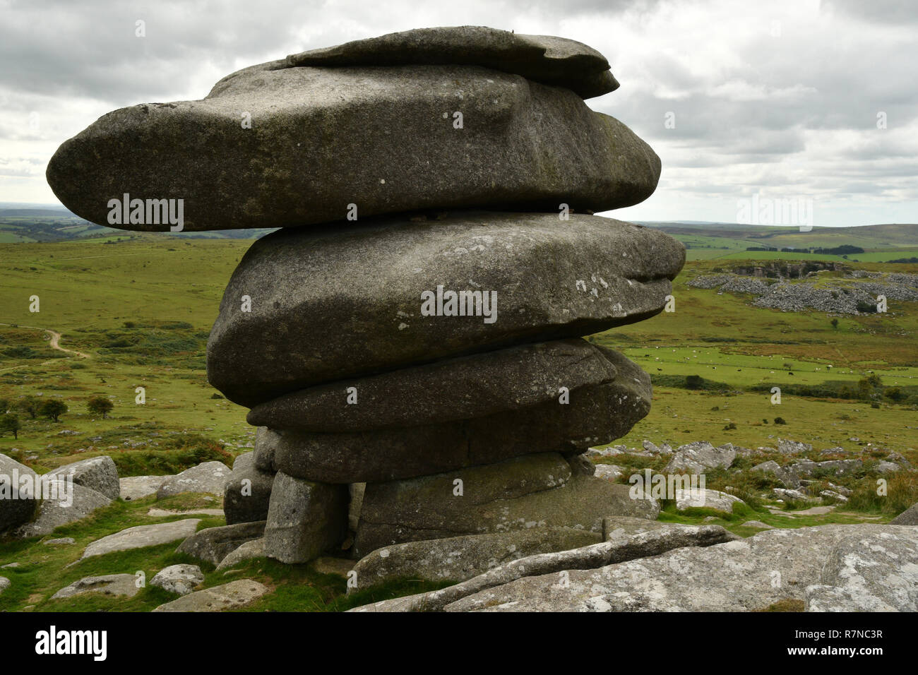 Die Umgebung von oben, Wind und Regen erodiert Granit Felsen auf Bodmin Moor Cornwall.DE Stockfoto