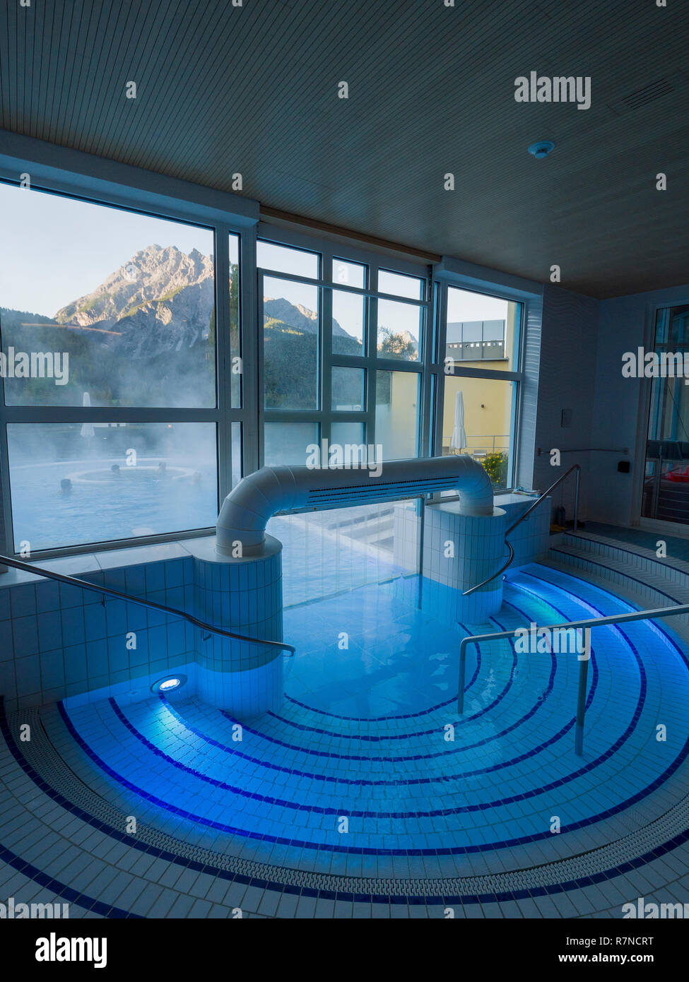 Thermalbad Therme Bogn, Scuol, Scuol, Engadin, Graubünden, Schweiz Stockfoto