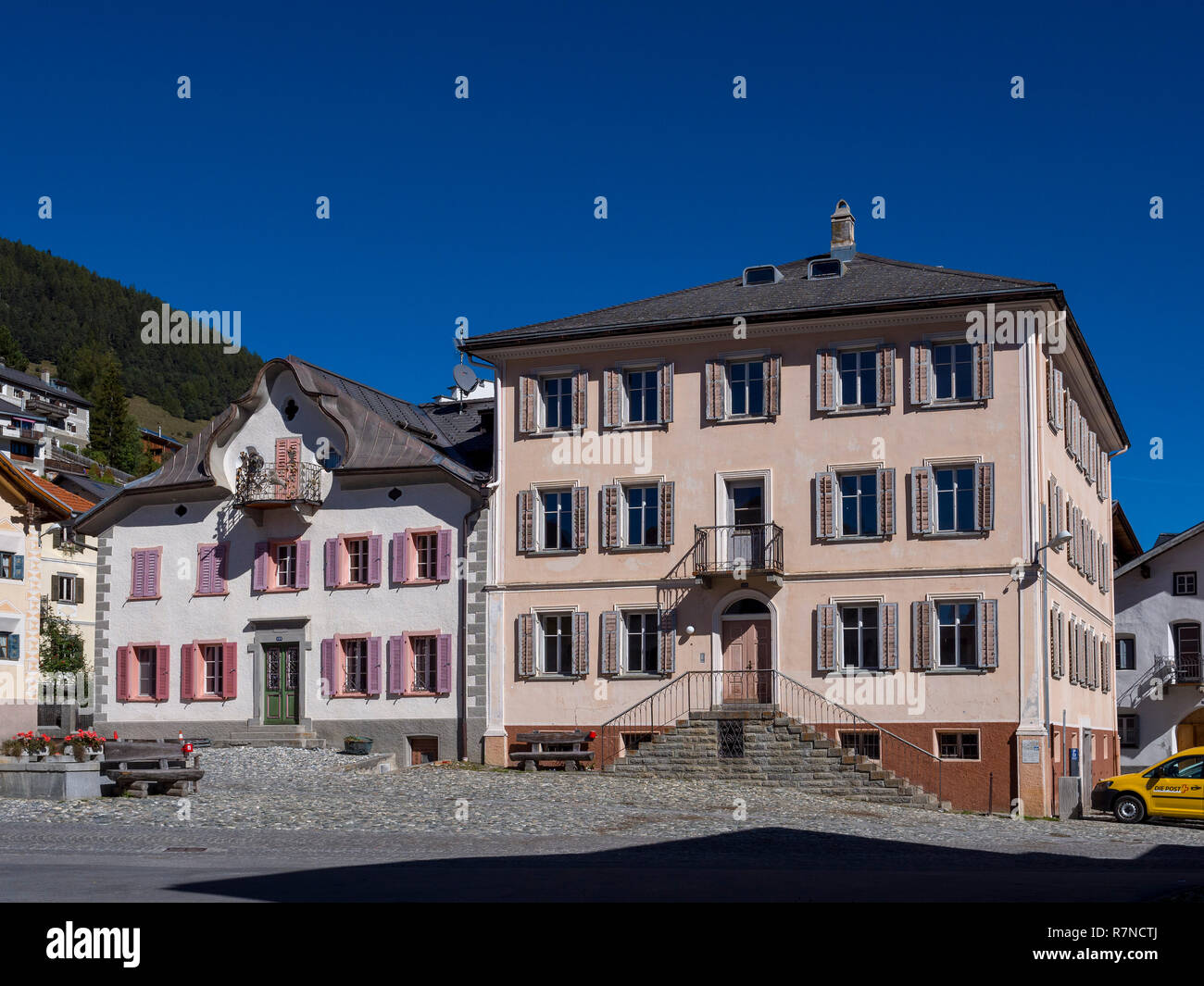 In EuropaHouse gesendet, Scuol, Engadin, Graubünden, Schweiz Stockfoto