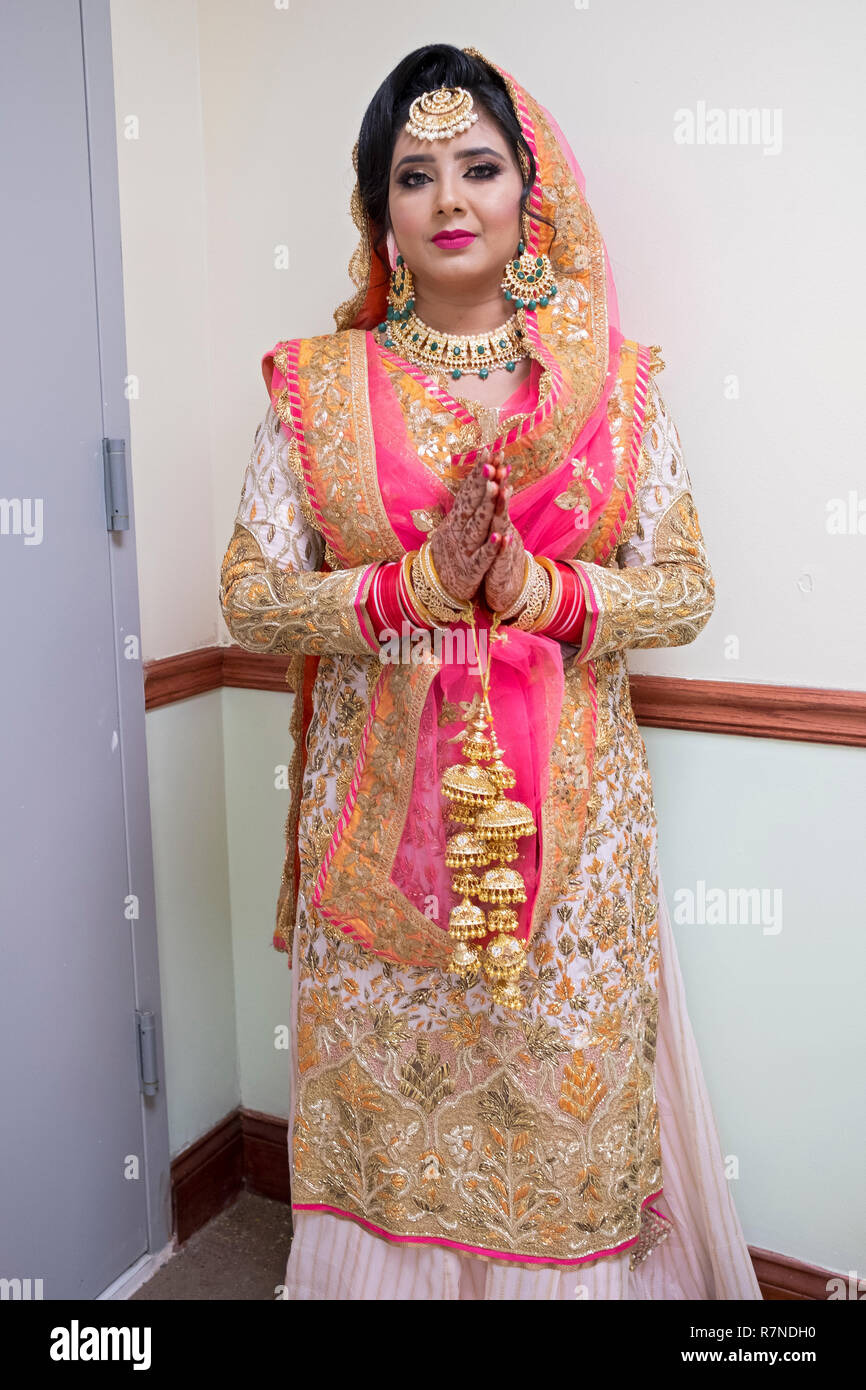 Punjabi Hochzeit Stockfotos Und Bilder Kaufen Alamy
