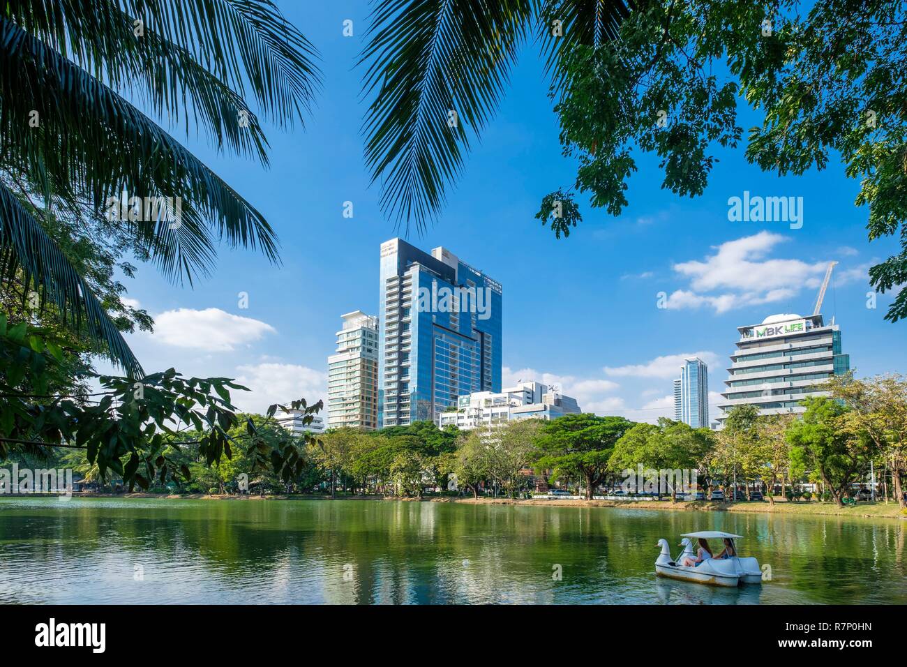 Thailand, Bangkok, Pathum Wan district, Lumphini Park erstellt in den 1920er Jahren von König Rama VI. Im Herzen des wichtigsten Geschäftsviertels Stockfoto