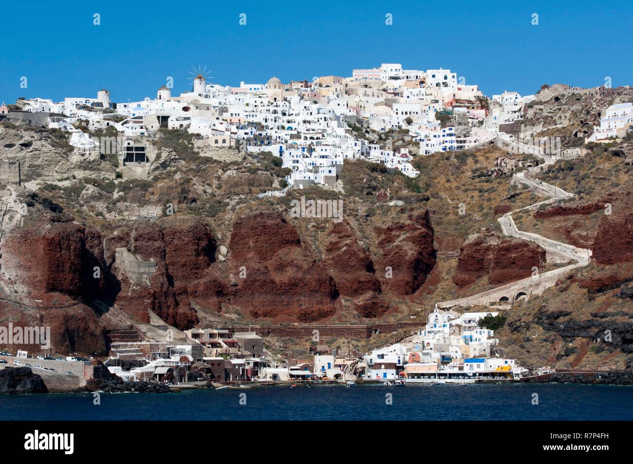 Griechenland, Kykladen, Santorini, Oia, die Caldera Stockfoto