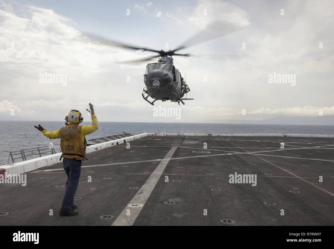 Welche Funktion Hat Der Bootsmann Auf Einem Schiff Mittelmeer (5. April 2017) der Luftfahrt Bootsmann Mate (Handling) 3