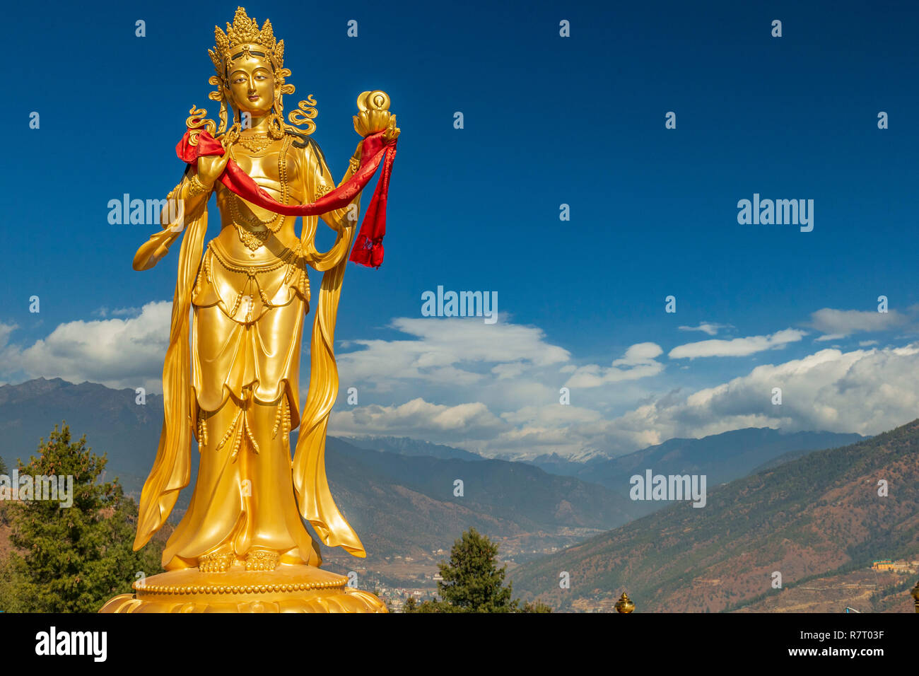 Goldene Statuen in Thimpu, Bhutan Stockfoto