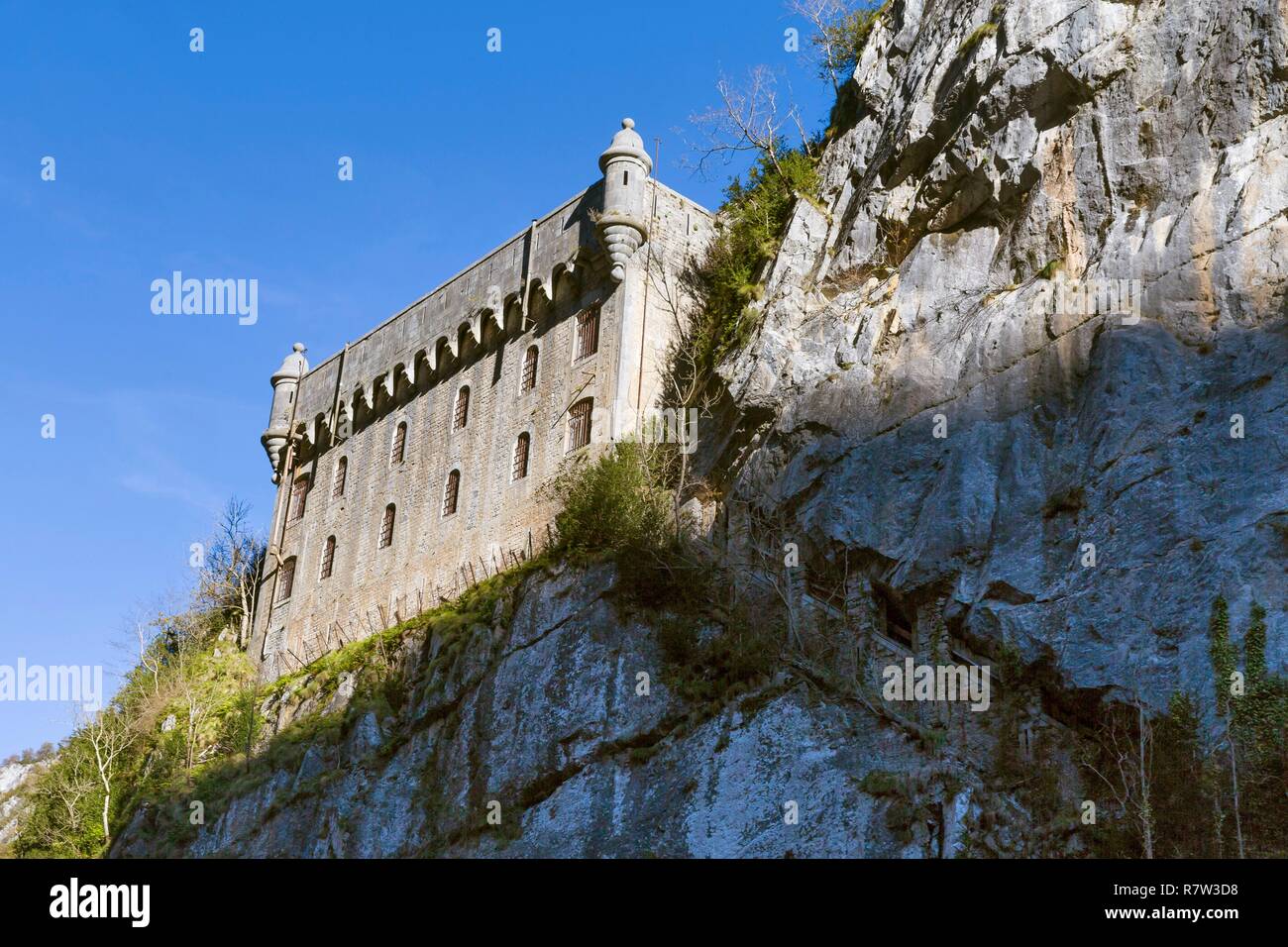 Frankreich, Pyrenees Atlantiques, Urdos, Portalet Castle in der Nähe von Col de Somport Stockfoto