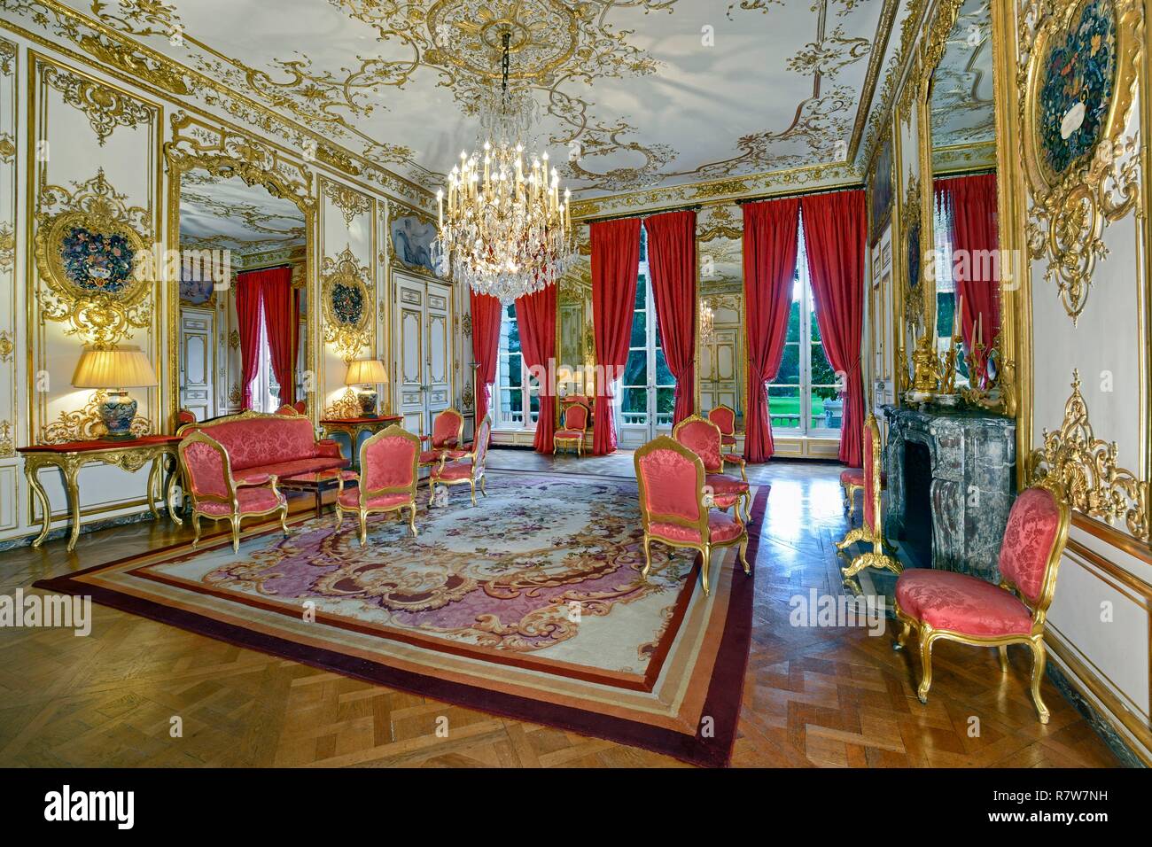 Frankreich, Paris, Hotel Matignon, Residenz des Premierministers, das Rote Zimmer Stockfoto