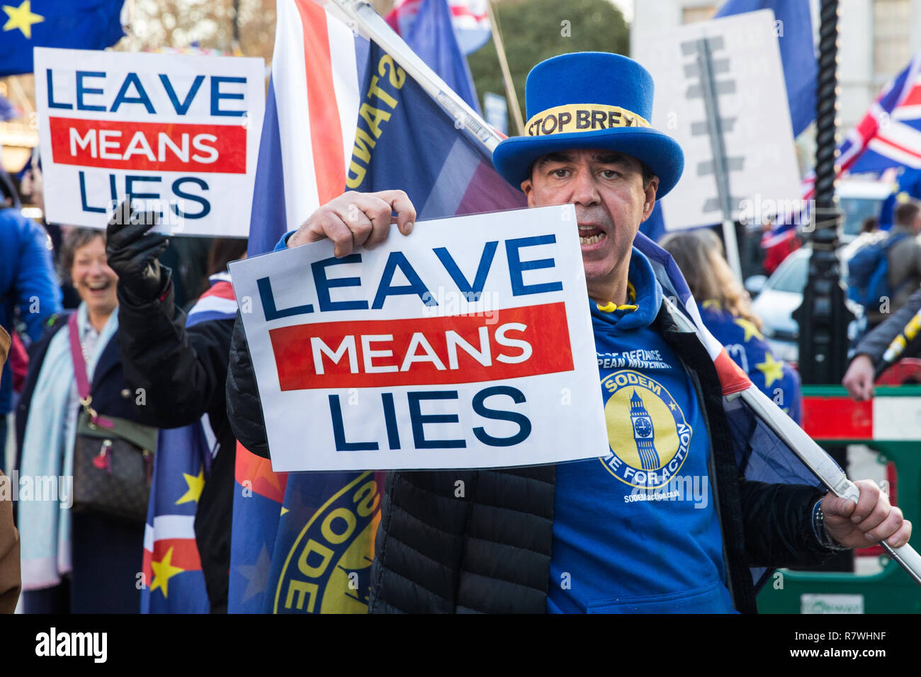 London, Großbritannien. 11. Dezember, 2018. Anti-Brexit Aktivist Steve ...