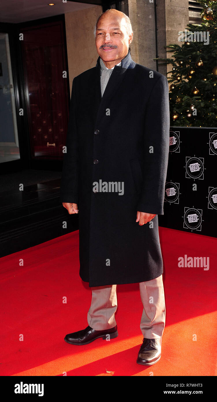 London, Großbritannien. 11. Dezember, 2018. John Conteh attinding der TRIC Weihnachtsfeier im Grosvenor House Hotel London Dienstag, 11. Dezember 2018 Quelle: Peter Phillips/Alamy leben Nachrichten Stockfoto