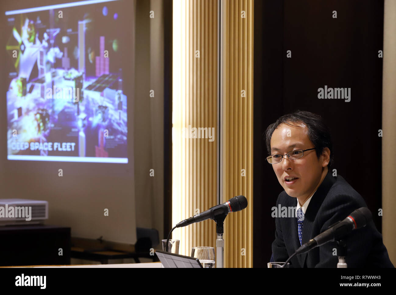 Tokio, Japan. 12 Dez, 2018. Japan Aerospace Exploration Agency (JAXA) Hayabusa 2 Projekt manager Yuichi Tsuda spricht aktualisiert Situation auf Hayabusa 2 Mission der Asteroid Ryugu an der ausländischen Korrespondenten "Club für Japan in Tokio am Mittwoch, 12. Dezember 2018. Hayabusa 2 kleine Roboter Rover auf Ryugu gute Oberfläche für die Landung im September zu finden, aber sie verschoben Landung der Raumsonde besseren Ort für touch down Punkt Ryugu zu finden. Credit: Yoshio Tsunoda/LBA/Alamy leben Nachrichten Stockfoto