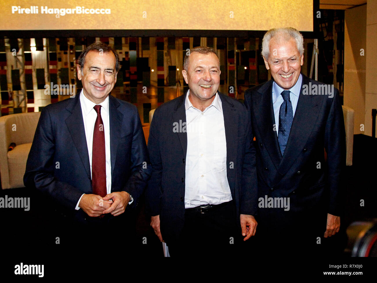 Foto LaPresse - Mourad Touati Balti 12/12/2018 Milano (ITA) - über chiese 2 Cronaca Presentazione del Nuovo programma Espositivo per La Stagione 2019-2020 del Pirelli Hangar Bicocca Nella Foto: Giuseppe Sala, Vicente Todoli, Marco Tronchetti Provera Stockfoto