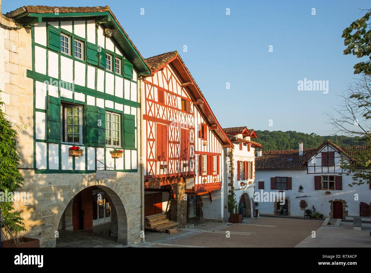 Frankreich, Pyrenäen, Atlantique, Baskenland, La Bastide Clairence, beschriftet mit den schönsten Dörfern von Frankreich Stockfoto