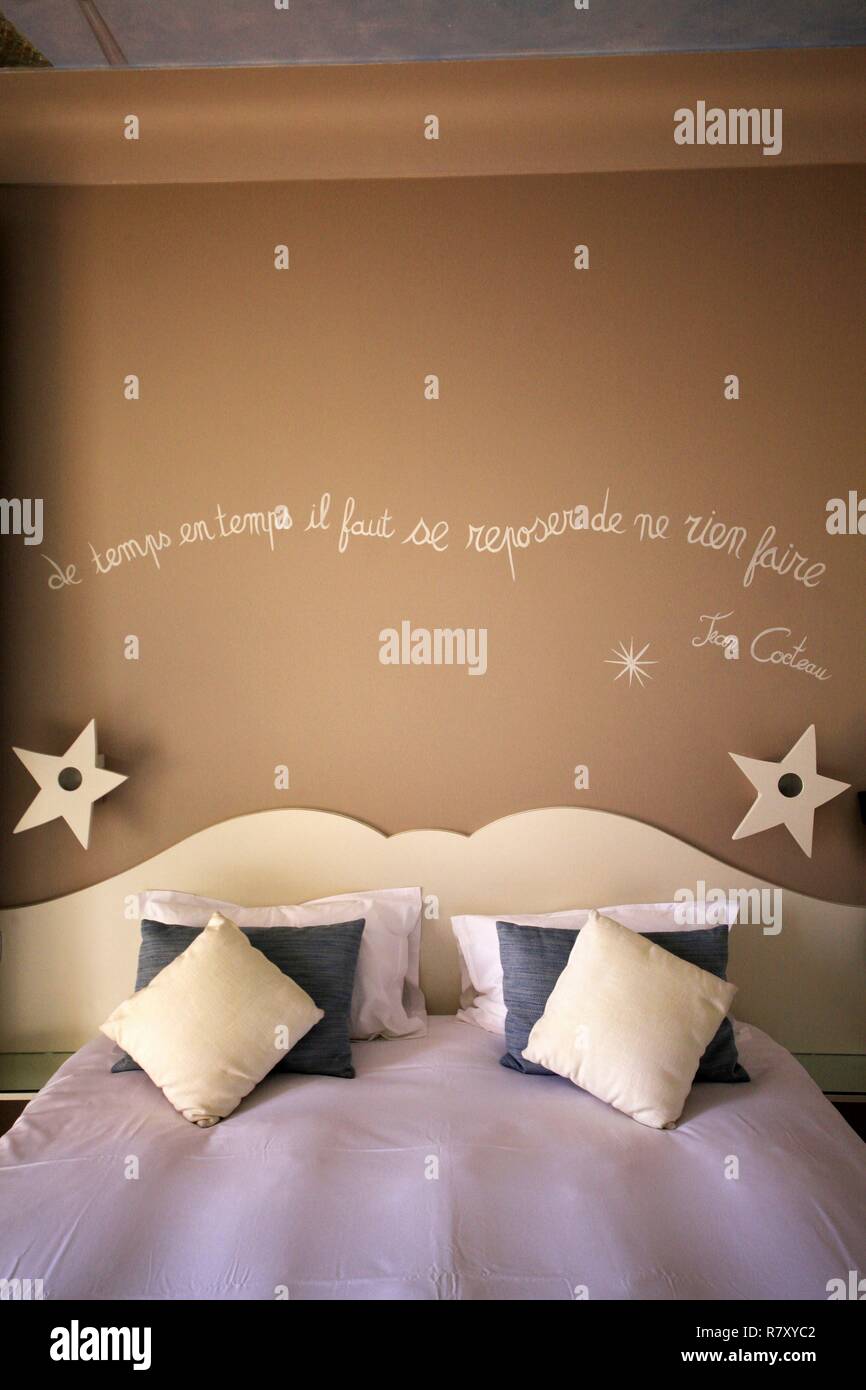 Frankreich, Alpes Maritimes, Villefranche-sur-Mer, das Welcome Hotel, Home Hafen von Cocteau, schrieb er Oedipus Rex für Strawinsky, der orphée Stück und die Gedichte von Opera Stockfoto