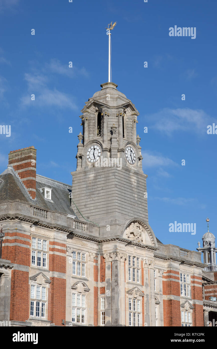 BRNC Britannia Royal Naval College HAUPTGEBÄUDE MIT BLICK AUF DEN EXERZIERPLATZ UHR- UND GLOCKENTURM Stockfoto BRNC Britannia Royal Naval College HAUPTGEBÄUDE MIT BLICK AUF DEN EXERZIERPLATZ UHR- UND GLOCKENTURM Stockfoto