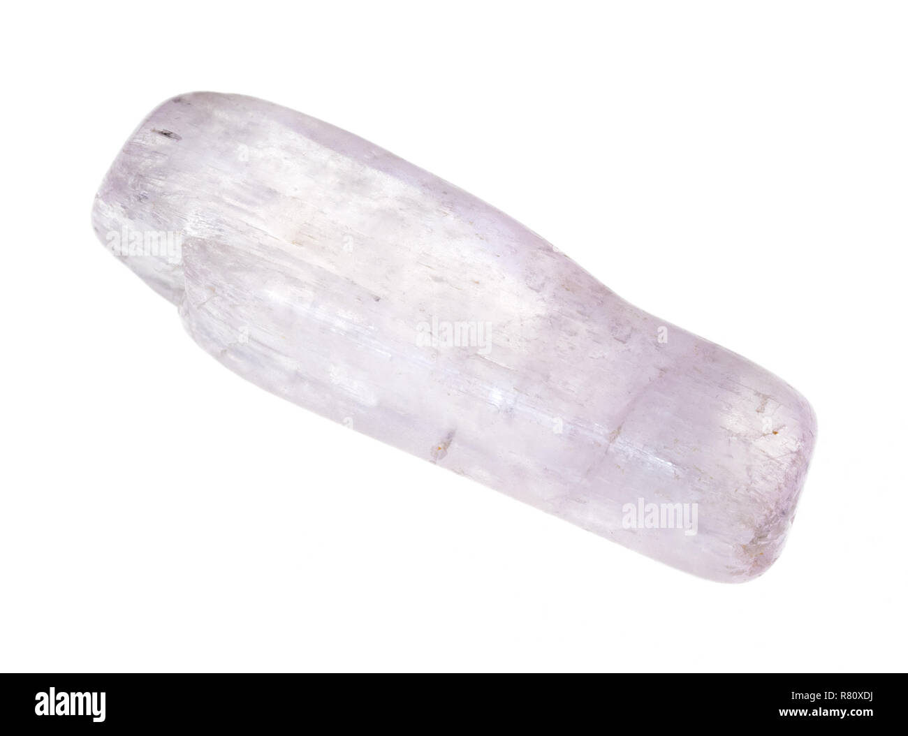 Makrofotografie von natürlichen Mineral aus geologische Sammlung - trommelsteine Kunzite (Spodumene) Edelstein auf weißem Hintergrund Stockfoto