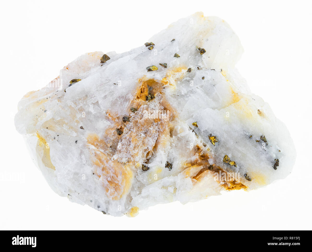 Makrofotografie von natürlichen Mineral aus geologische Sammlung - Gold in rohen Quarz Stein auf weißem Hintergrund Stockfoto