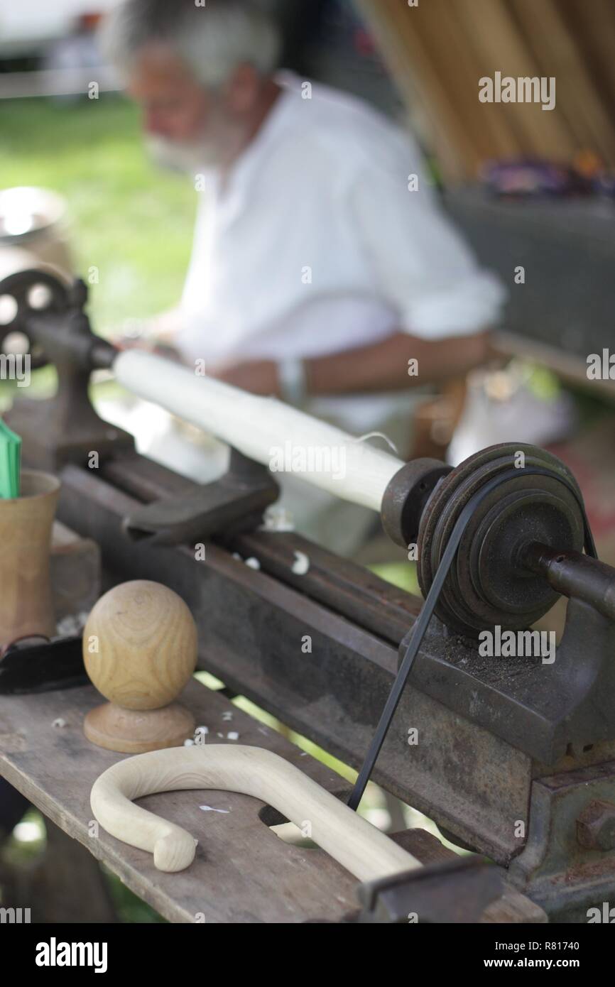 Traditionelle woodworker an einem Vintage Festival in Wiltshire Stockfoto