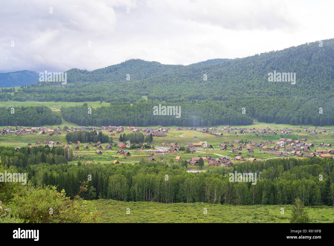 Xinjiang kanas acaroid Dorf Landschaft Stockfoto